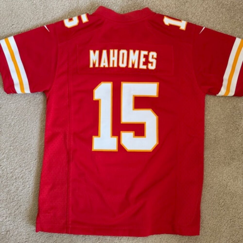 Youth M Kansas City Chiefs Patrick Mahomes Red Replica Player Jersey